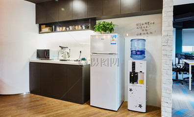 办公茶水间图片素材免费下载 提升工作效率与舒适度的视觉资源